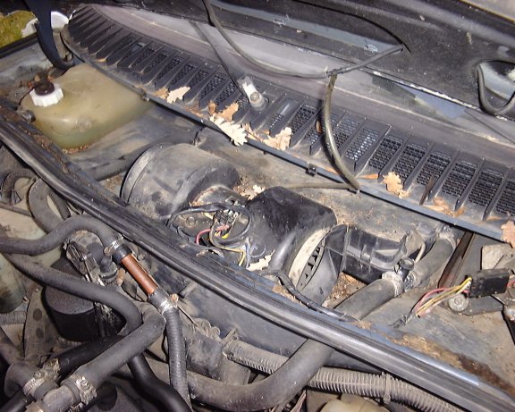 Remplacer le ventilateur de refroidissement du moteur